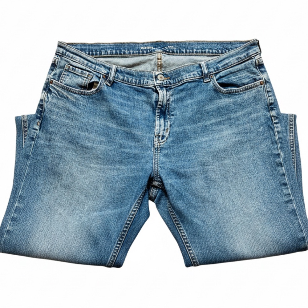 Old Navy Women's Boyfriend Jeans in Light Blue